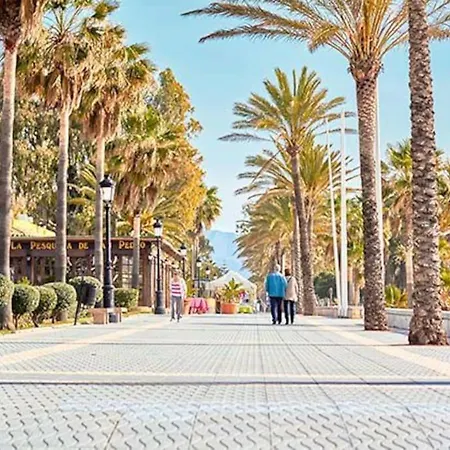 Apartmán Spacious And Centrally Located In San Pedro De Alcantara *